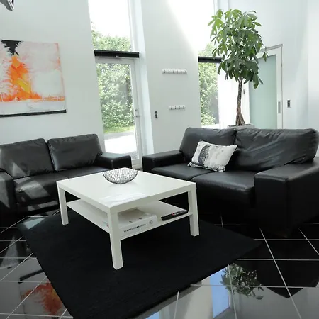 Elisesminde Apartment